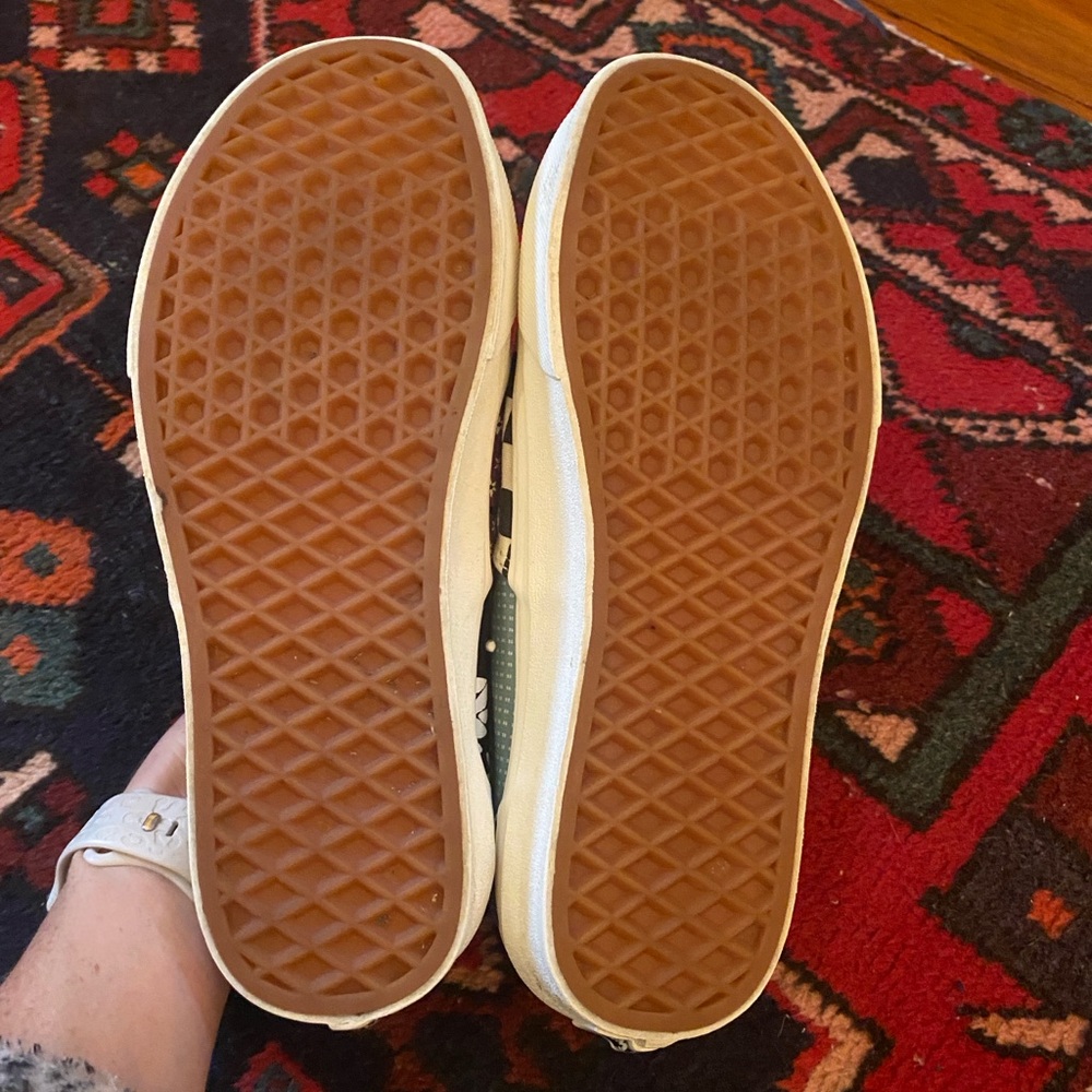 Women’s Awesome Multicolor Patchwork Vans Size 7 - image 7